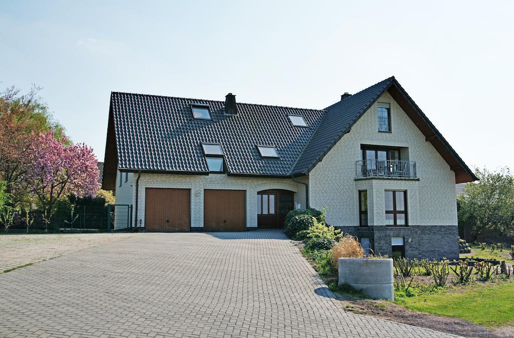 Ferienwohnung Bergblick Ксантен Екстериор снимка